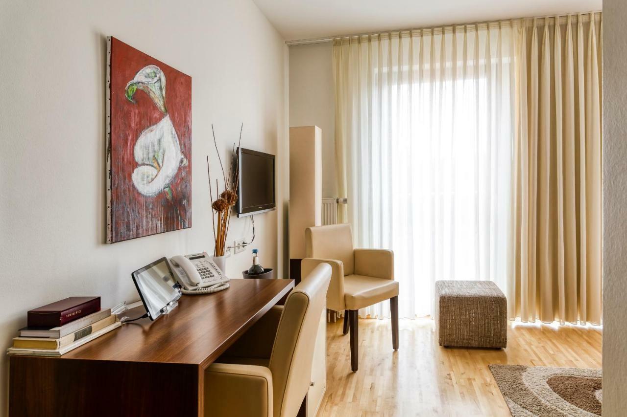 Hotel F-Ritz Σλέσβιχ Εξωτερικό φωτογραφία